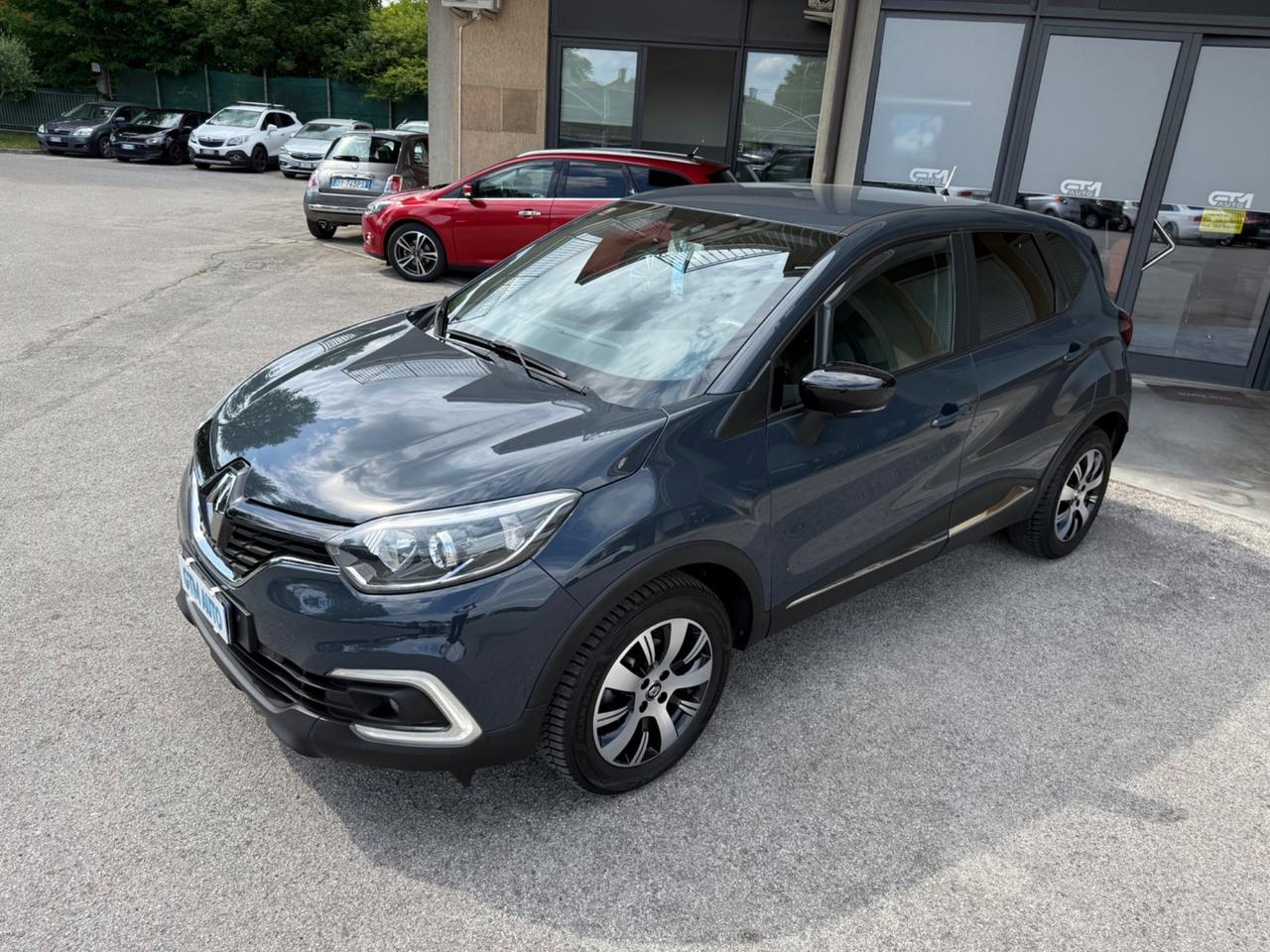 Renault Captur TCe 12V 90 CV Life - OK Neopatentati