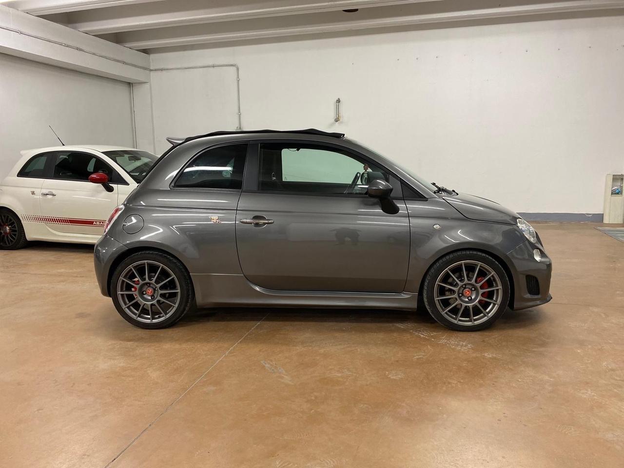 Abarth 500 C 1.4 Turbo T-Jet MTA essesse