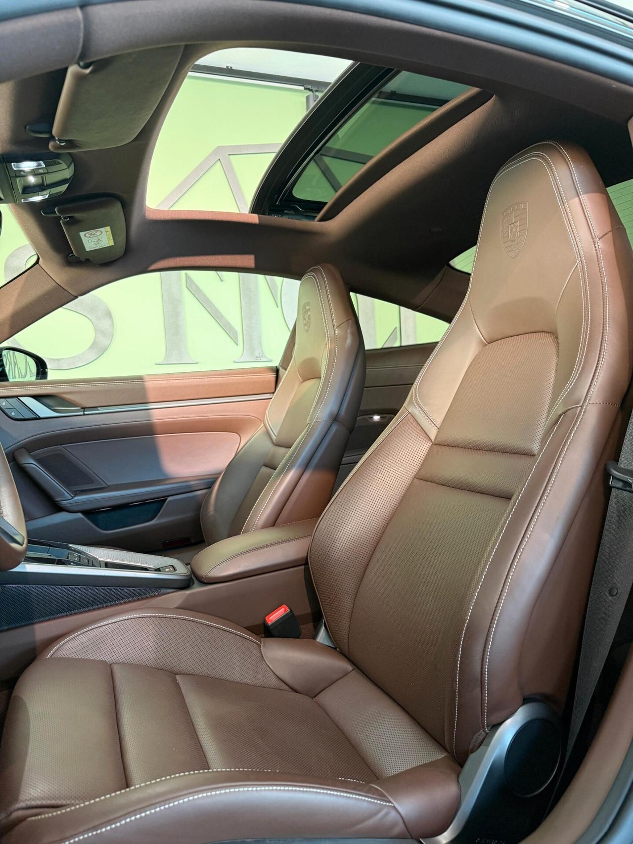 Porsche 911 Carrera 4S
