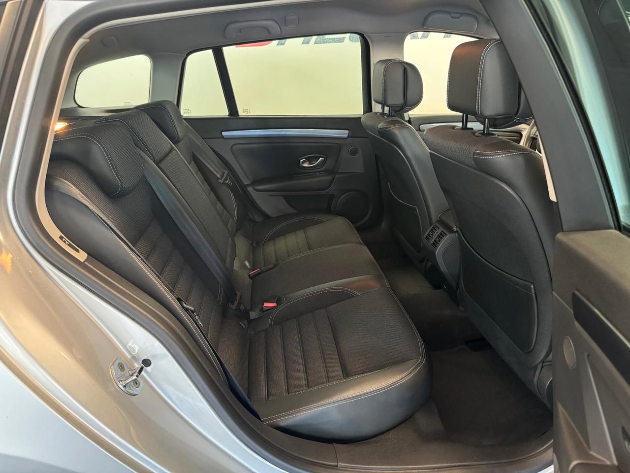 Renault Laguna 2.0 dCi 150CV SporTour Navi PACK SPORT UNIPROP. 95.000 KM