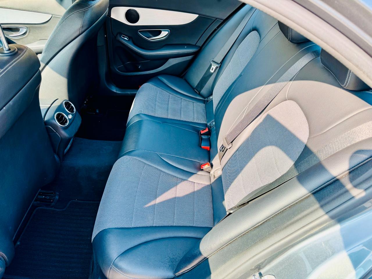 Mercedes-benz C 200 d Premium / LED / NAVI / Automatica
