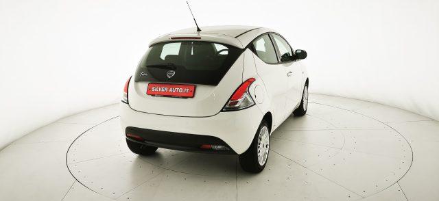 LANCIA Ypsilon 1.2 69 CV 5 porte GPL Ecochic Silver