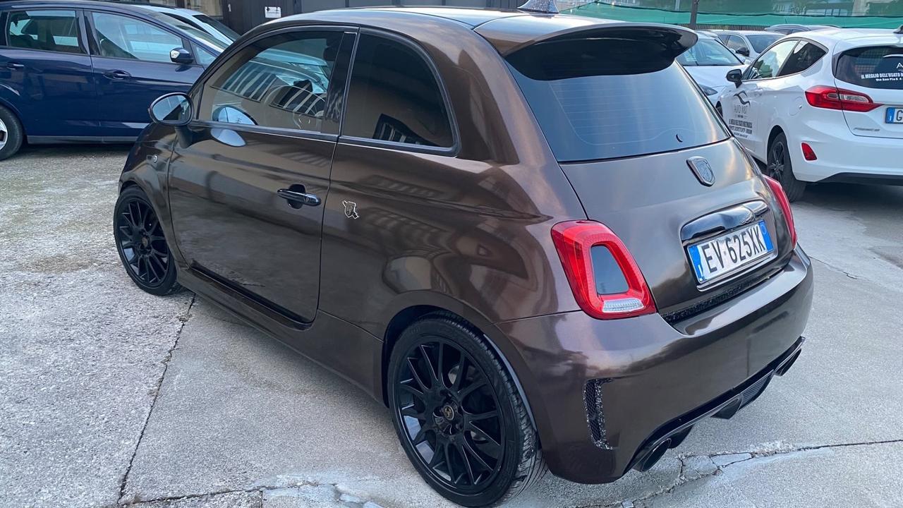 Abarth 500 1.4 Turbo T-Jet Custom