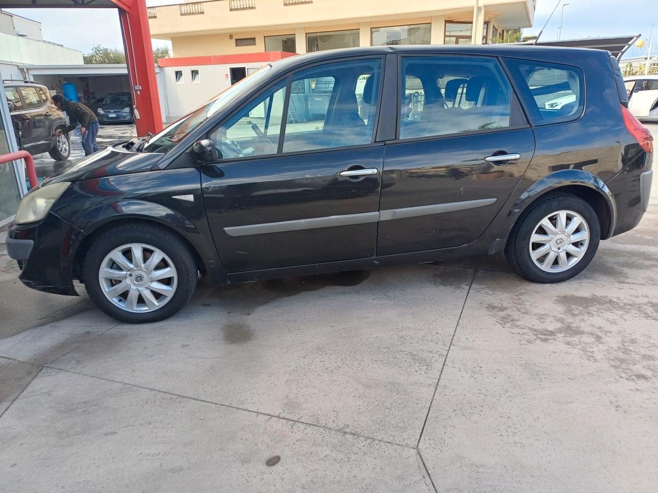 Renault Scenic Grand Scénic 1.9 dCi/130CV Dynamique