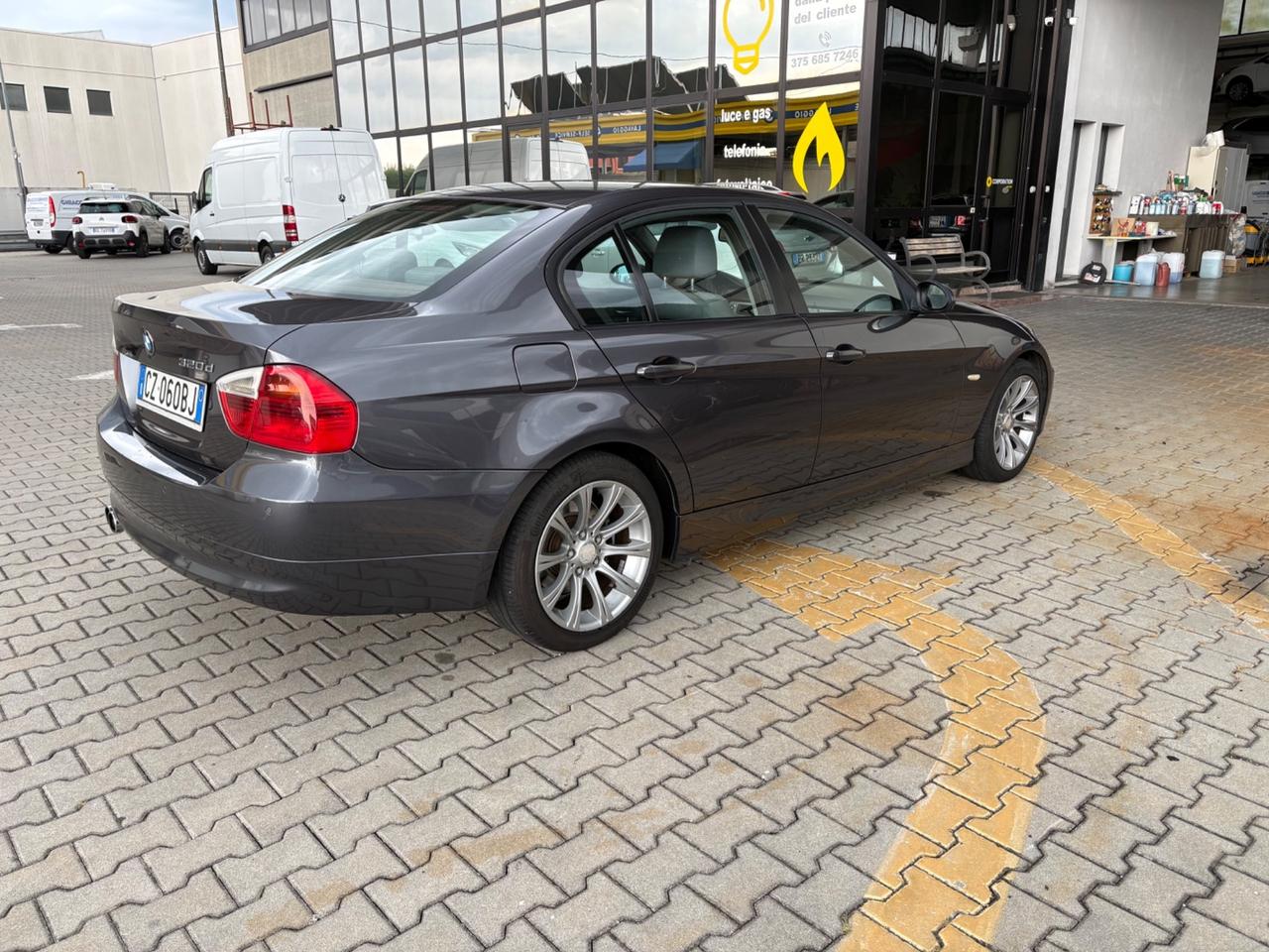 Bmw 320 320d cat Futura