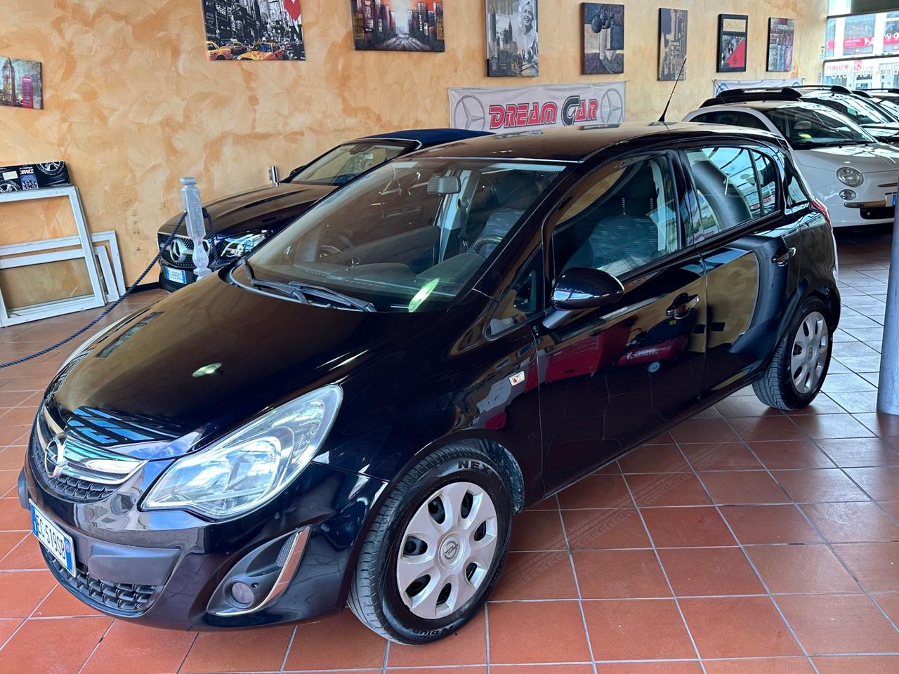 Opel Corsa 1.2 5 porte Cosmo cambio automatico