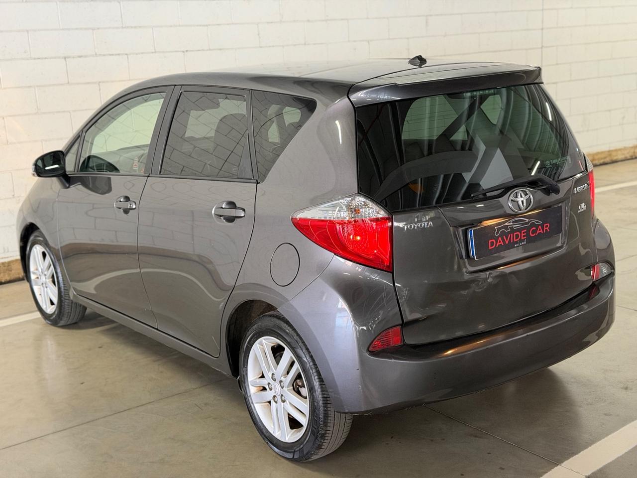 Toyota Verso-S 1.3 MT Active