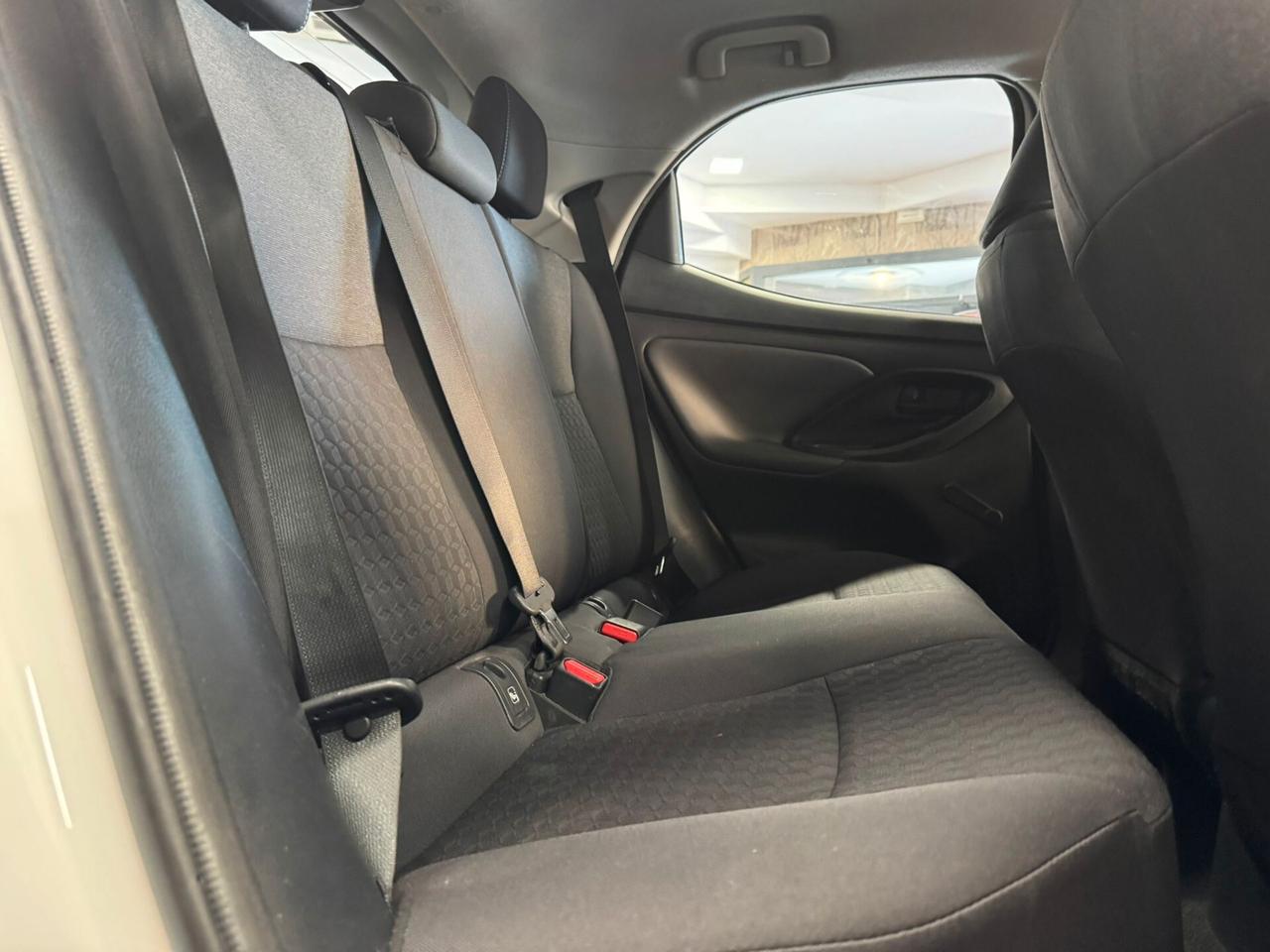 Toyota Yaris 1.0 5 porte Active