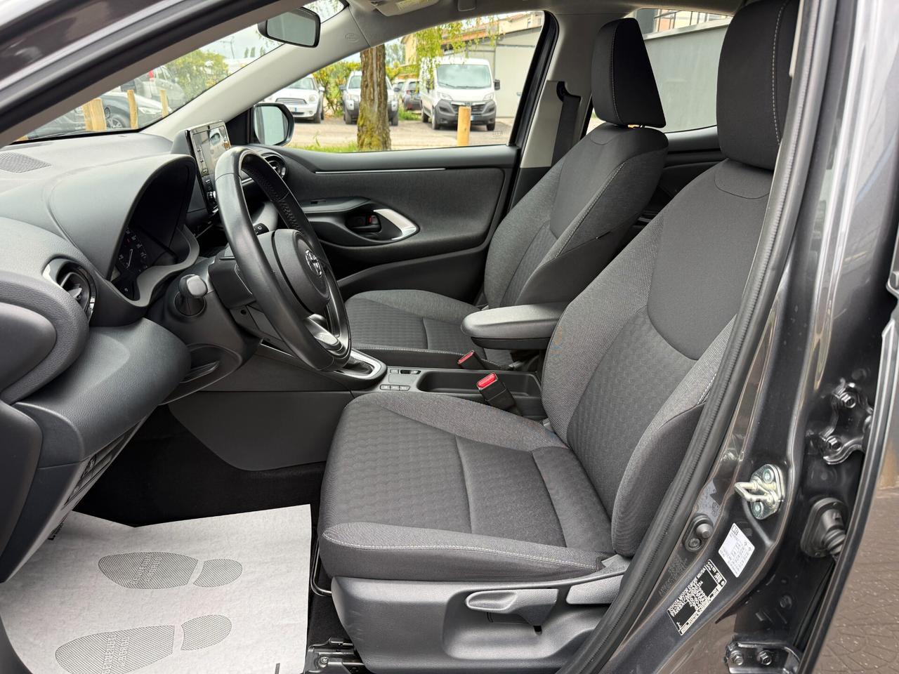 Toyota Yaris 1.5 Hybrid 5 porte Trend