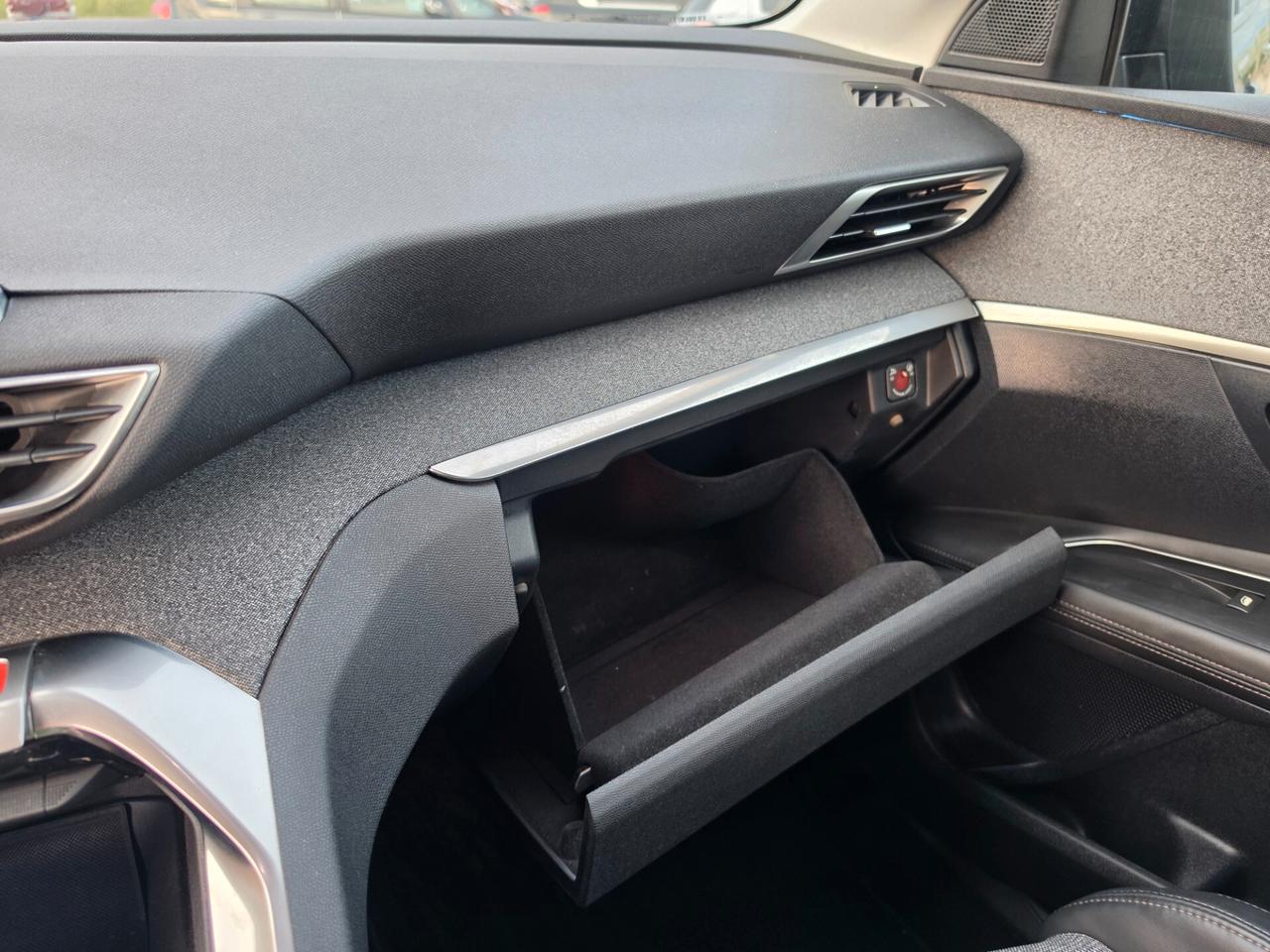 Peugeot 3008 PureTech Turbo 130 S&S Allure