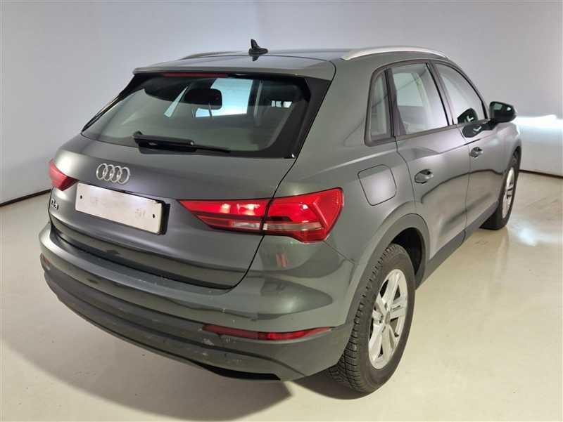 AUDI Q3 35 TDI S tronic Business