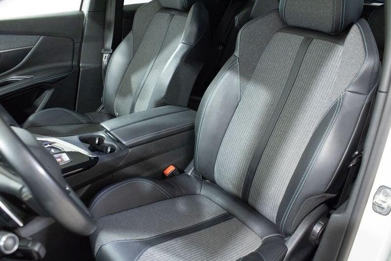Peugeot 3008 BlueHDI 130cv EAT8 Allure Pack