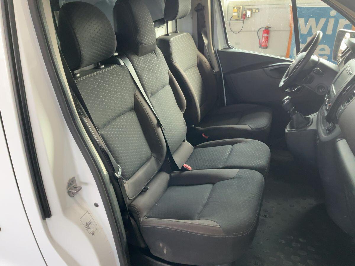 Fiat Talento 2.0 MJT 120 CV L1 Corto 3 POSTI Navi - solo 19900 KM!