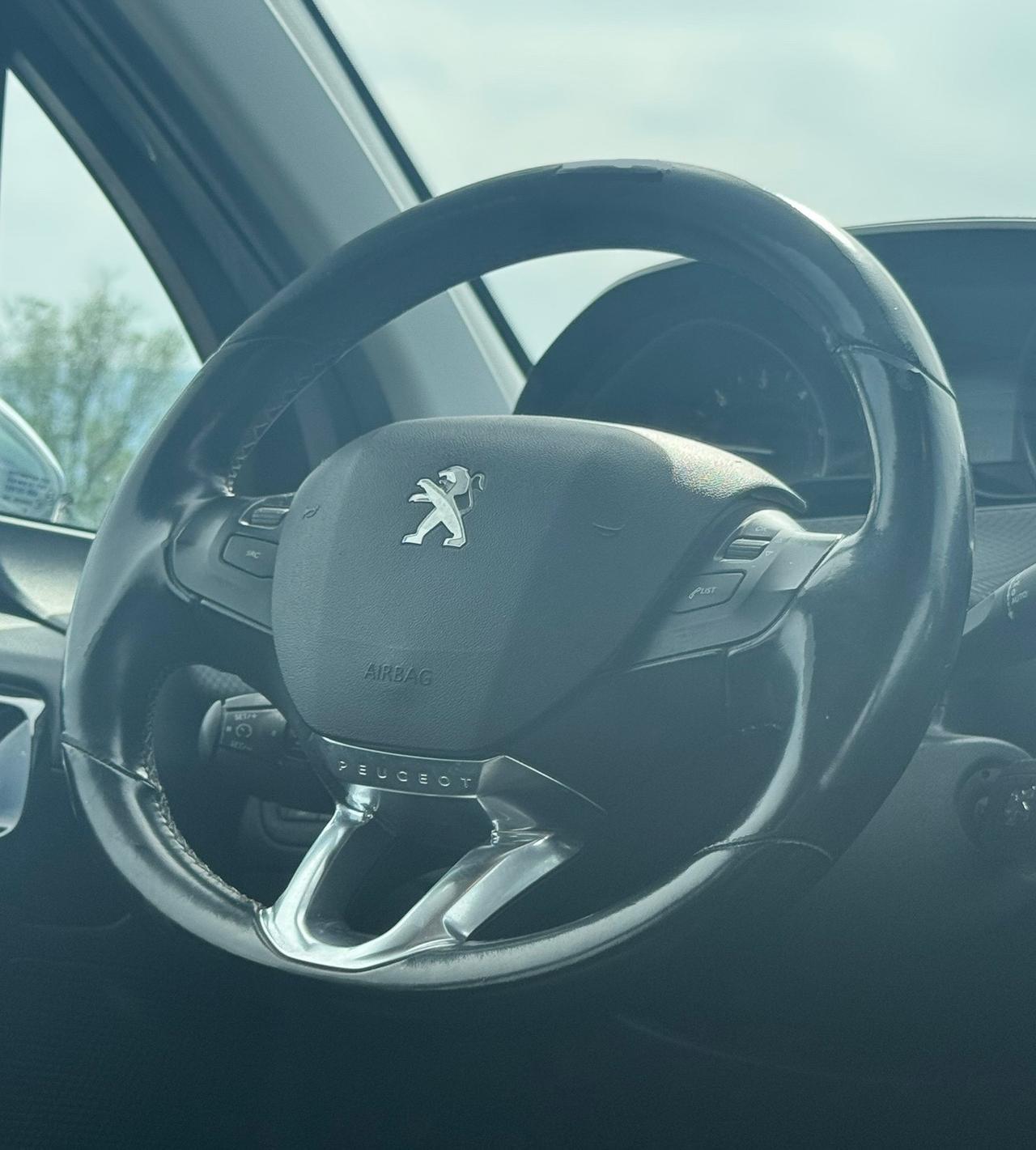 Peugeot 208 BlueHDi 5p Allure Neopatentati 2017