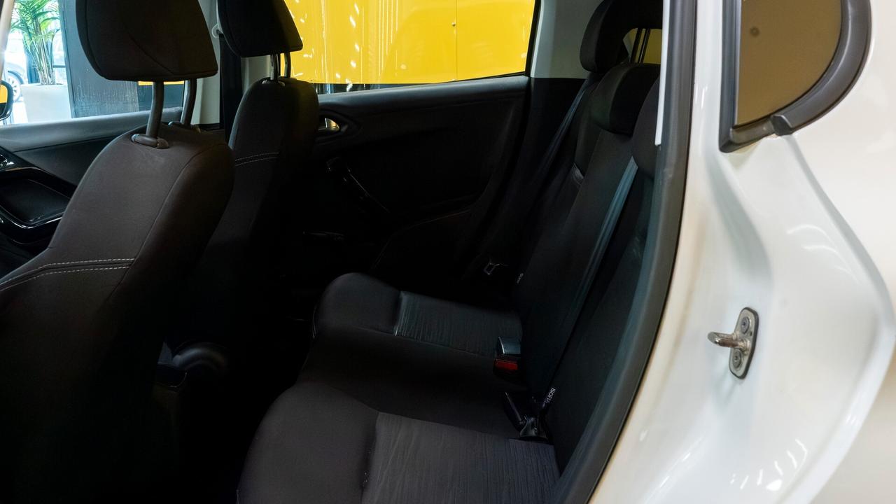 Peugeot 208 1.2 VTi 82 CV 5 porte Active PERMUTA
