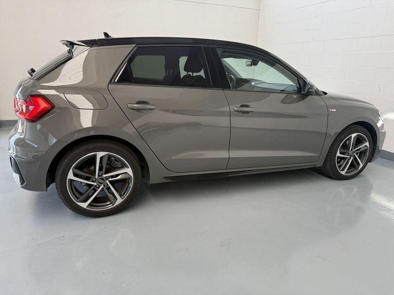Audi A1 SPB 30 TFSI Black Edition S-line + C.Play + Led