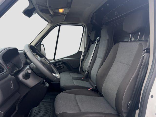 RENAULT Master Master T28 2.3 dCi 135 PC-TN Furgone Ice