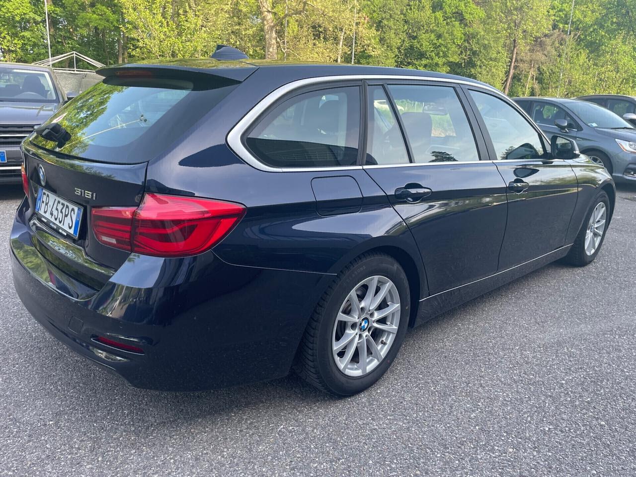 Bmw 318 318i Business Automatik*Neopatentati*Navi*