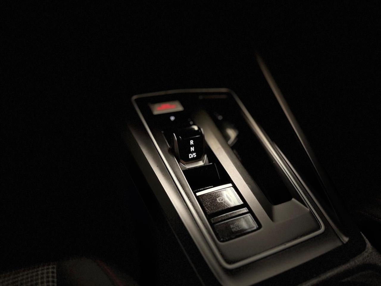 Volkswagen Golf GTI 2.0 TSI