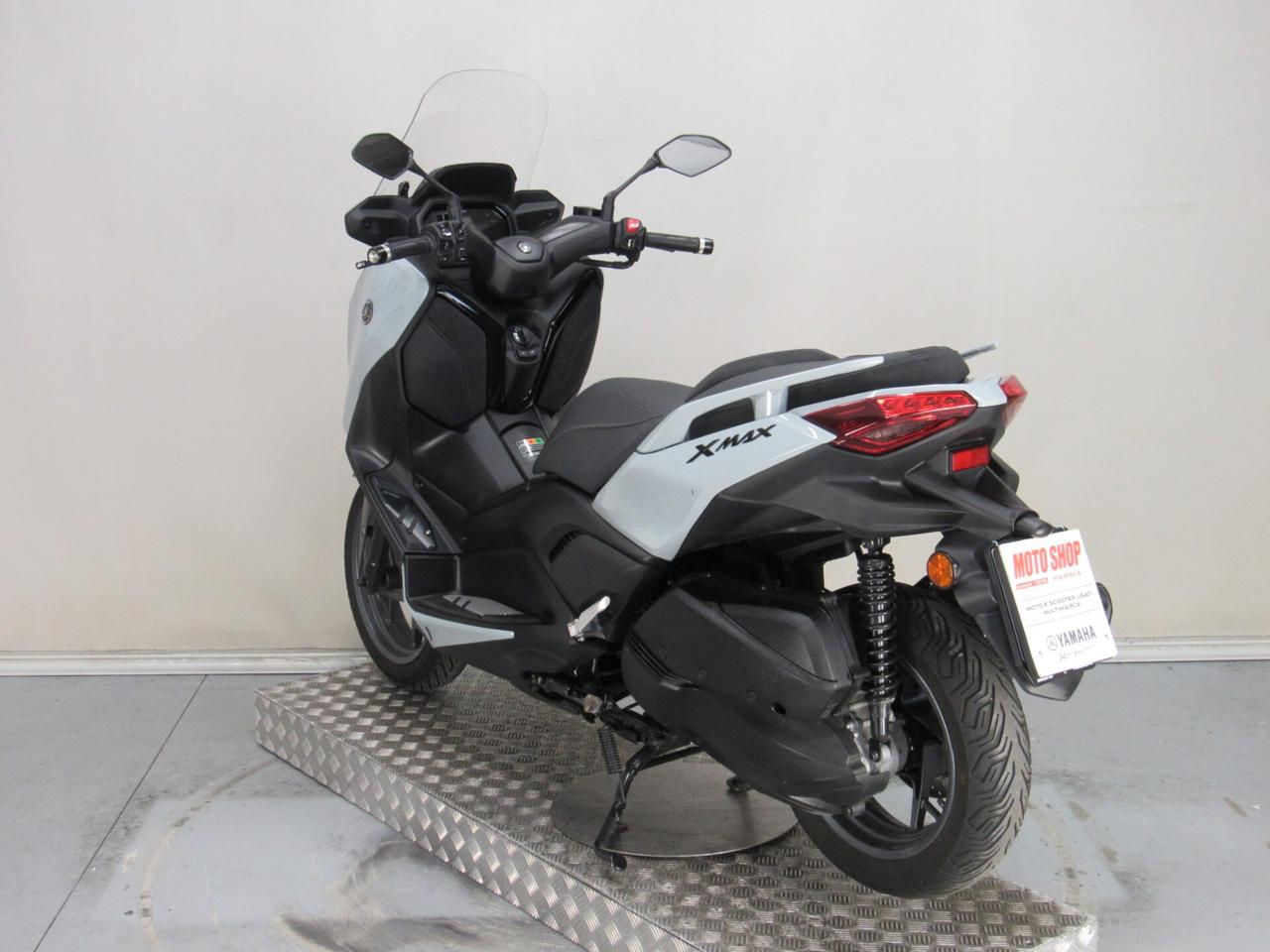 Yamaha X-Max 300 ABS TECH MAX CERAMIC GERY