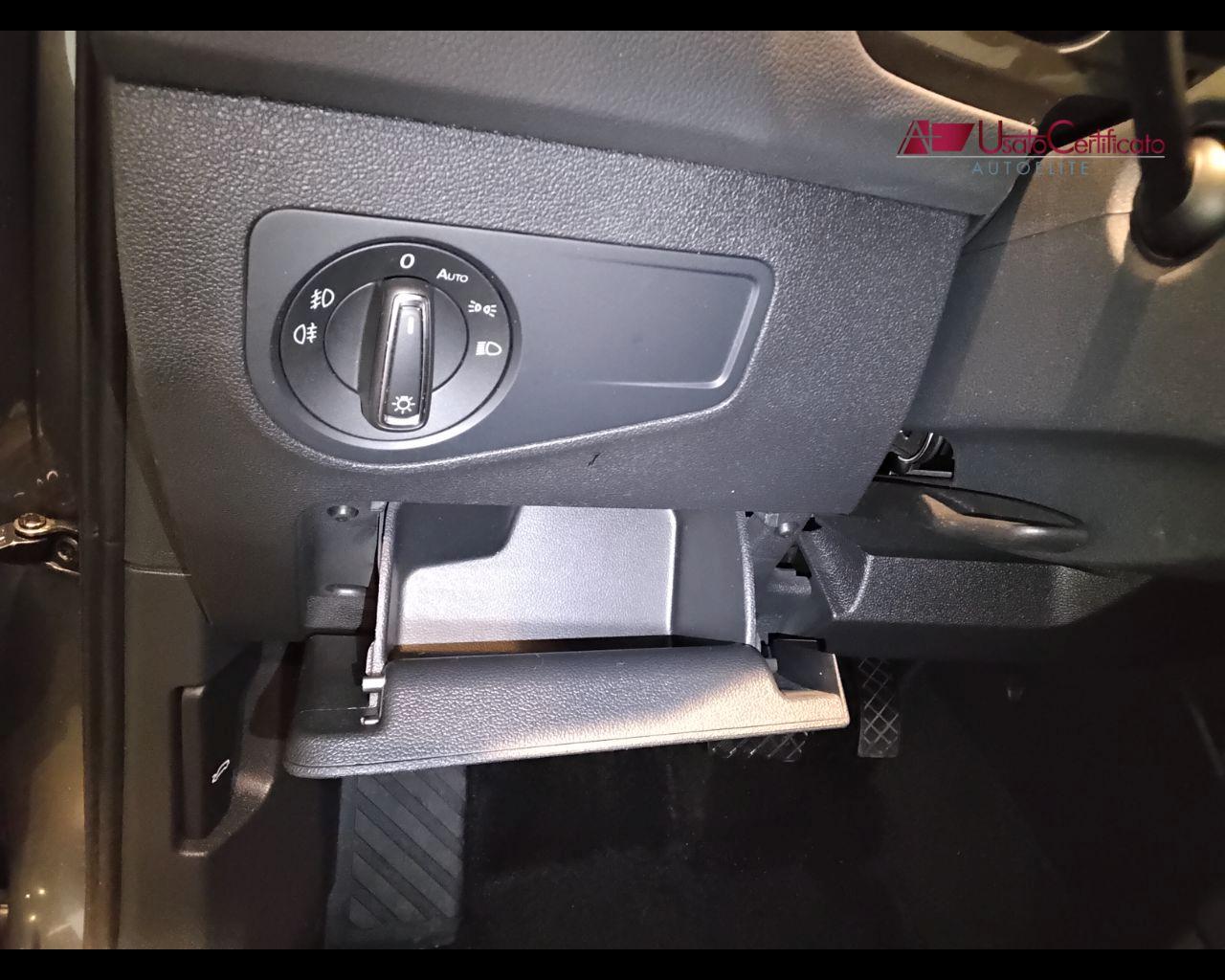 VOLKSWAGEN Tiguan 2.0 TDI SCR DSG Business BlueMotion Technology
