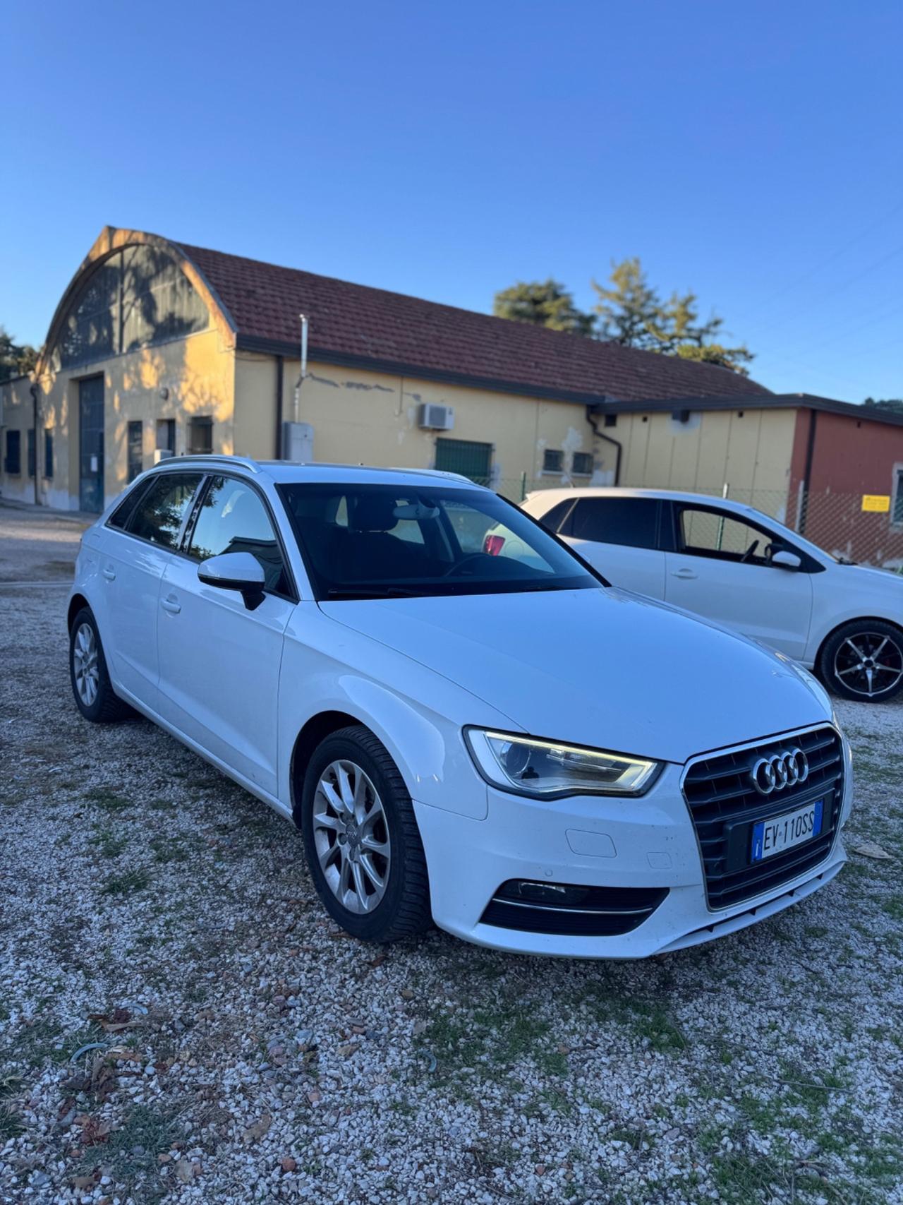 Audi A3 SPB 1.6 TDI clean diesel Ambition