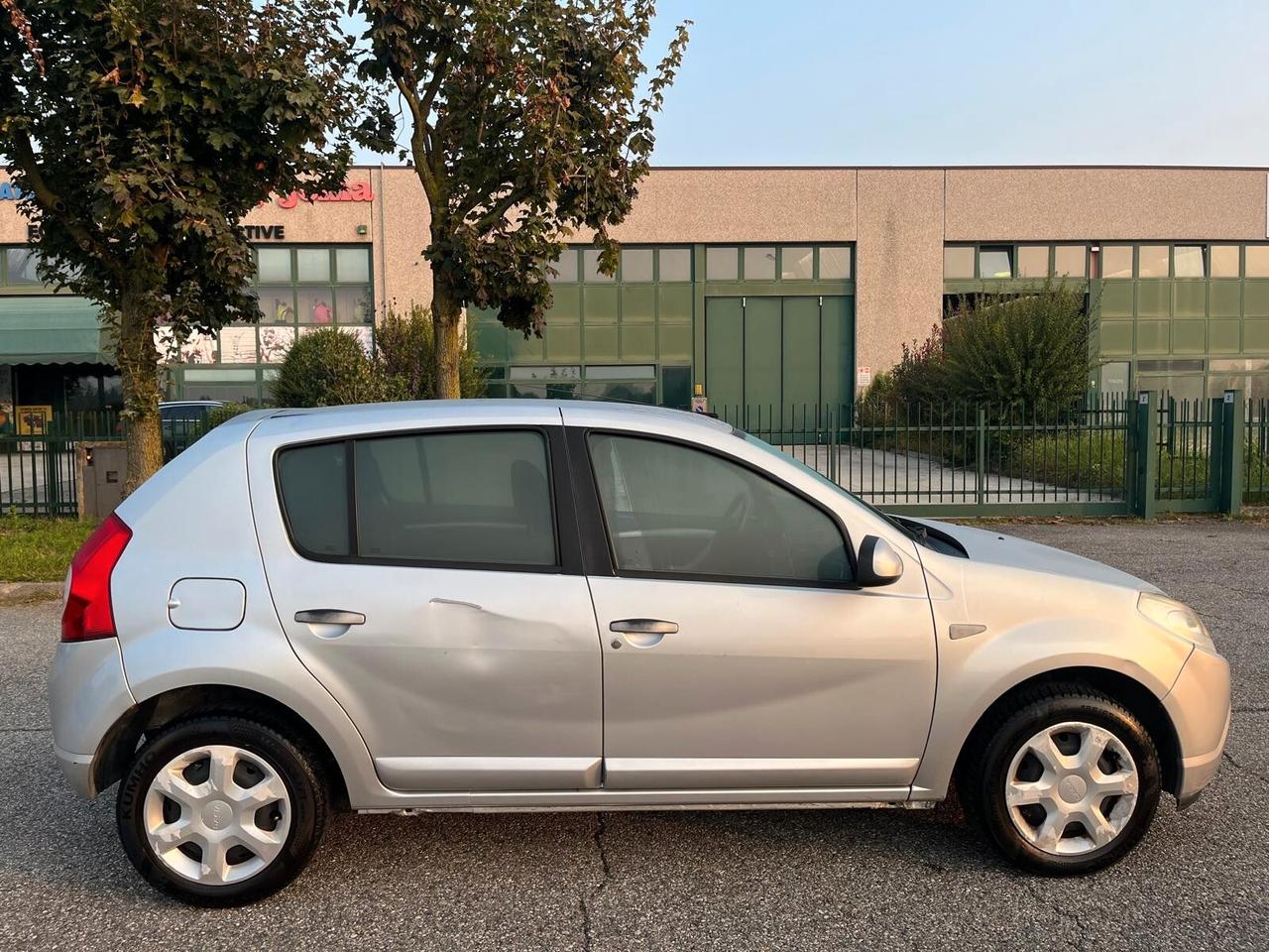 Dacia Sandero 1.4 8V GPL Lauréate