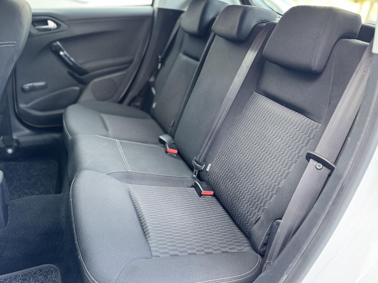 Peugeot 208 1.6 Diesel 75CV E6 Neo. - 2016
