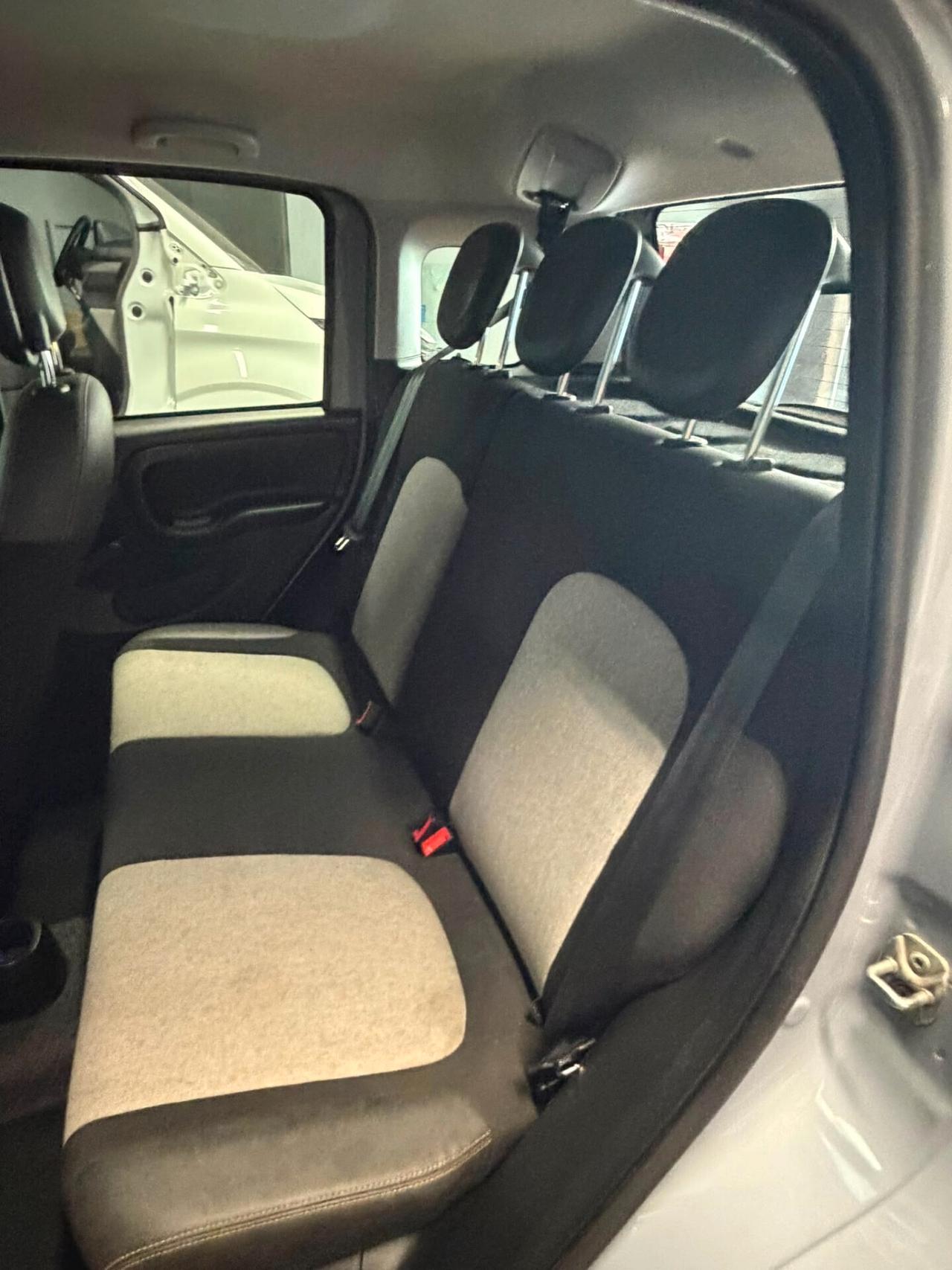Fiat Panda 1.0 FireFly S&S Hybrid City Cross