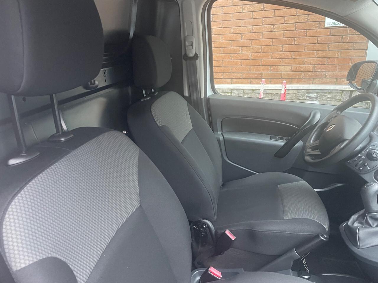 Renault Kangoo 1.5 dCi 90CV EDC 4p. Express Ice