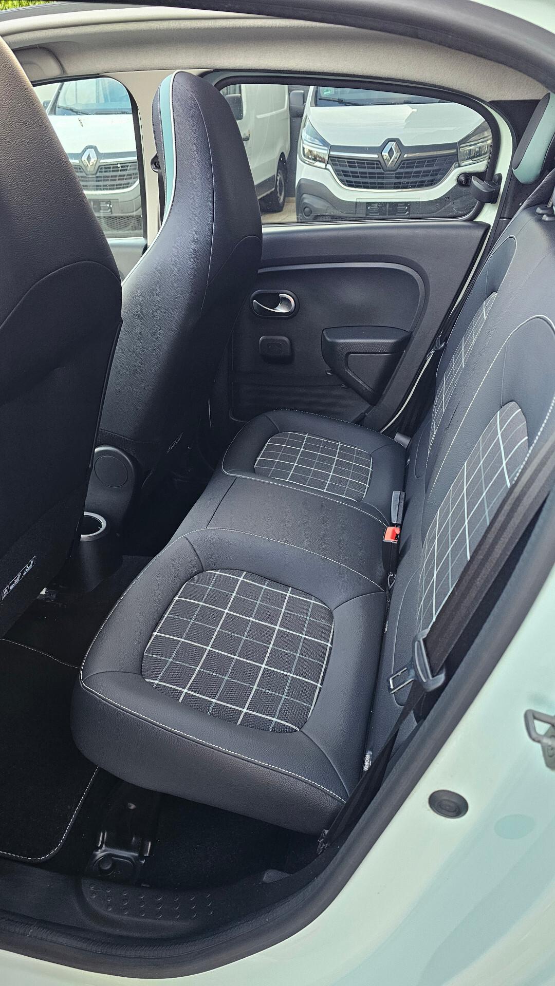 Renault Twingo CABRIO SCe Stop&Start La Parisienne UNIPRO CARVERTICAL