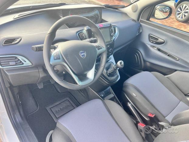 LANCIA Ypsilon 1.0 FireFly 5 porte S&S Hybrid Go