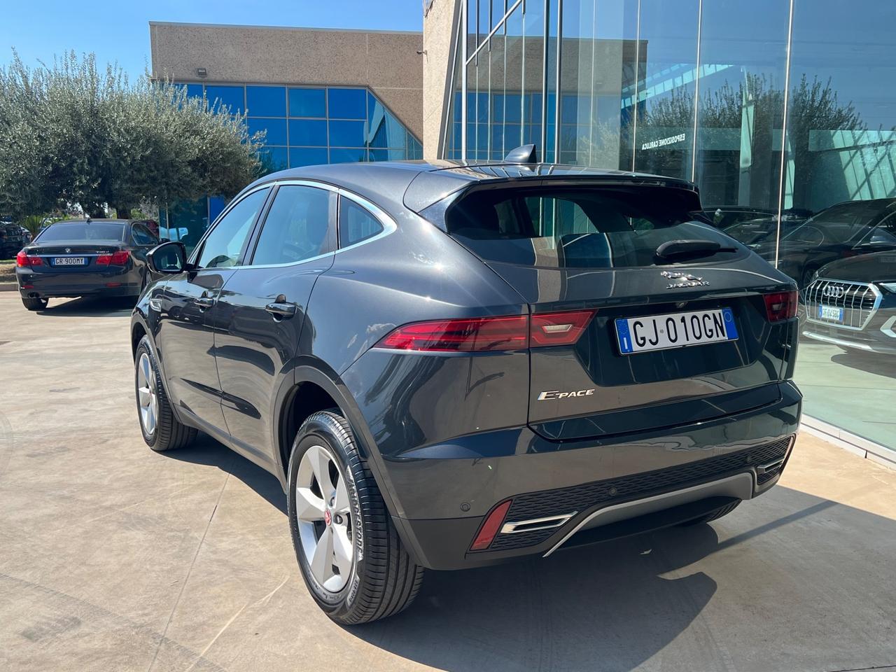 Jaguar E-Pace 2.0D I4 163 CV AWD Auto - AUTOCARRO N1