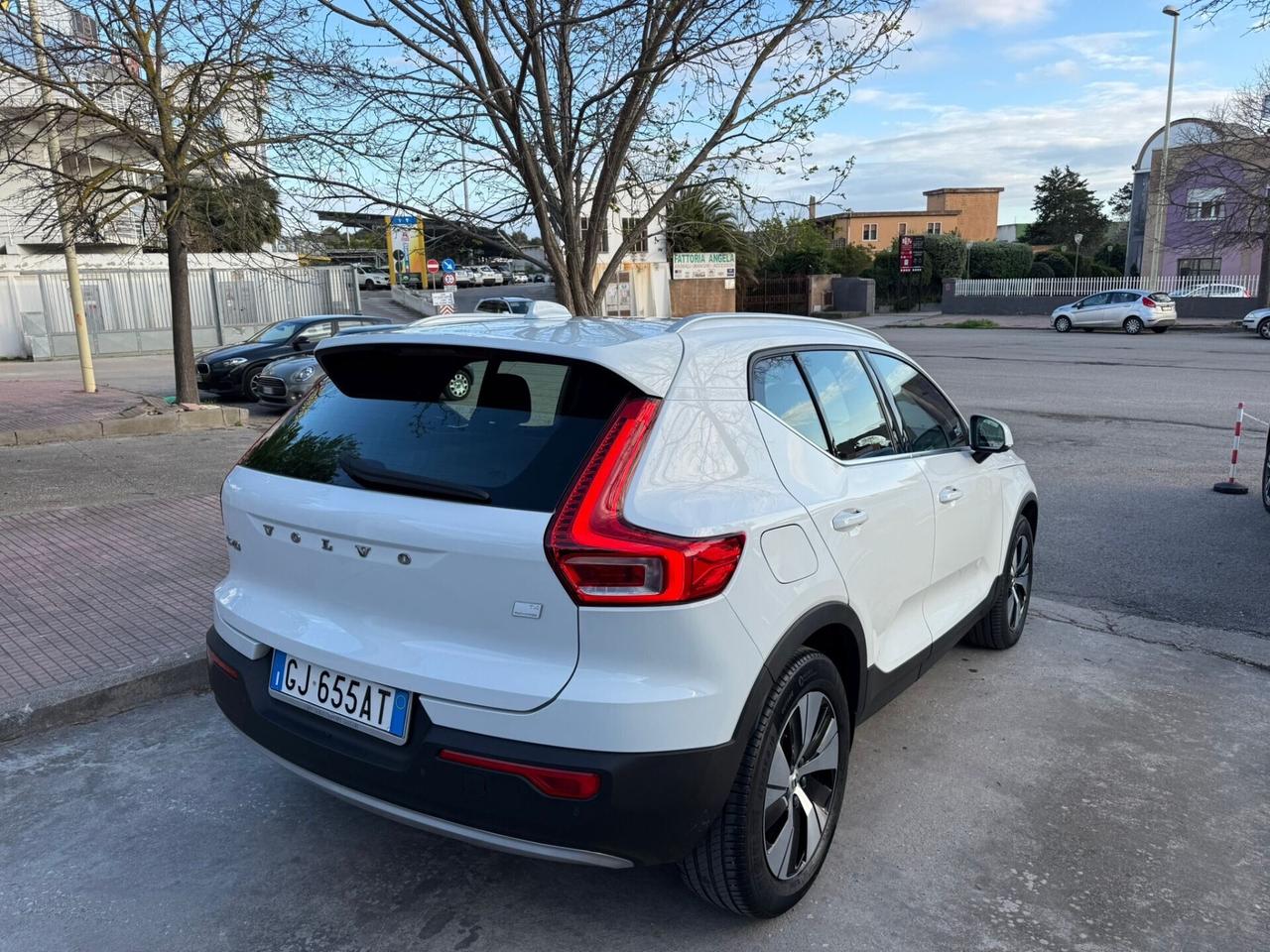 VOLVO XC40 T4 Plug-in Hybrid
