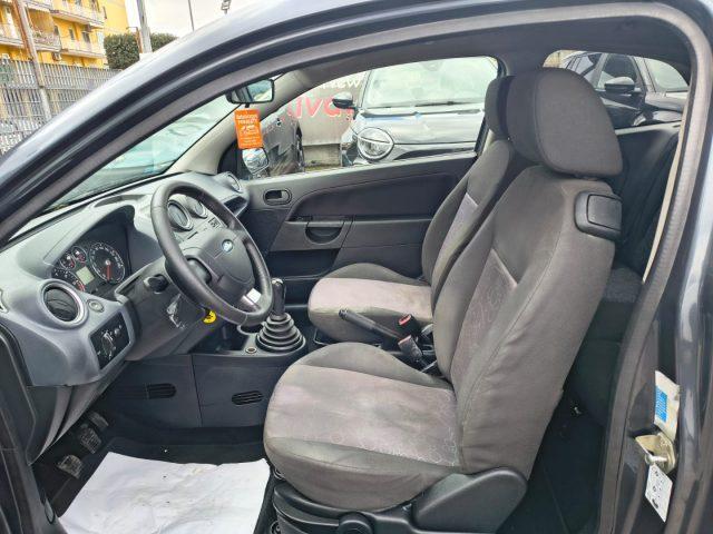 FORD Fiesta 1.2 16V 3p. Clever
