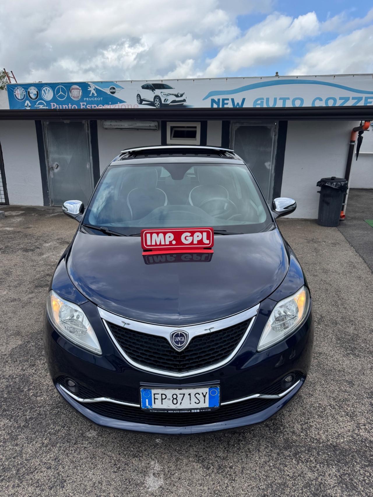 Lancia Ypsilon 1.2 69 CV 5 porte GPL Ecochic Platinum