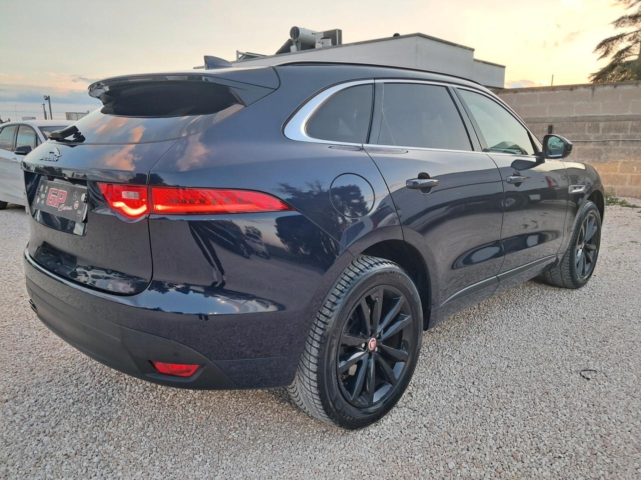 Jaguar F-Pace 2.0 D 180 CV R-Sport *TETTO-PELLE-LED*
