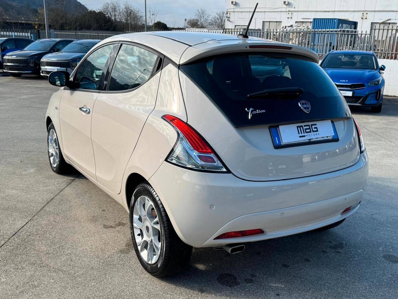 Lancia Ypsilon 1.3 MJT 16V 95 CV 5 porte S&S Gold