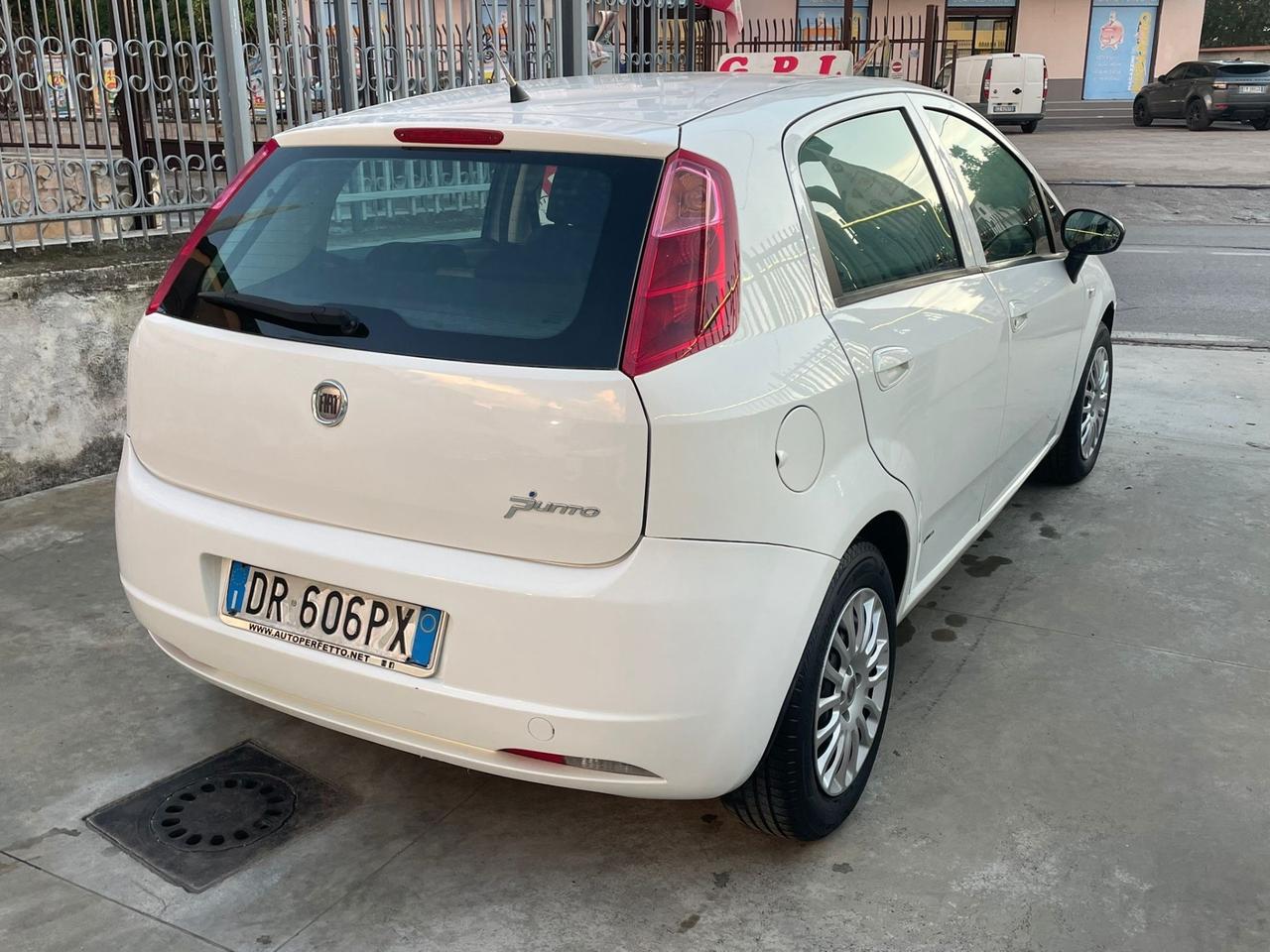 Fiat Grande Punto 1.4 5 porte Dynamic GPL