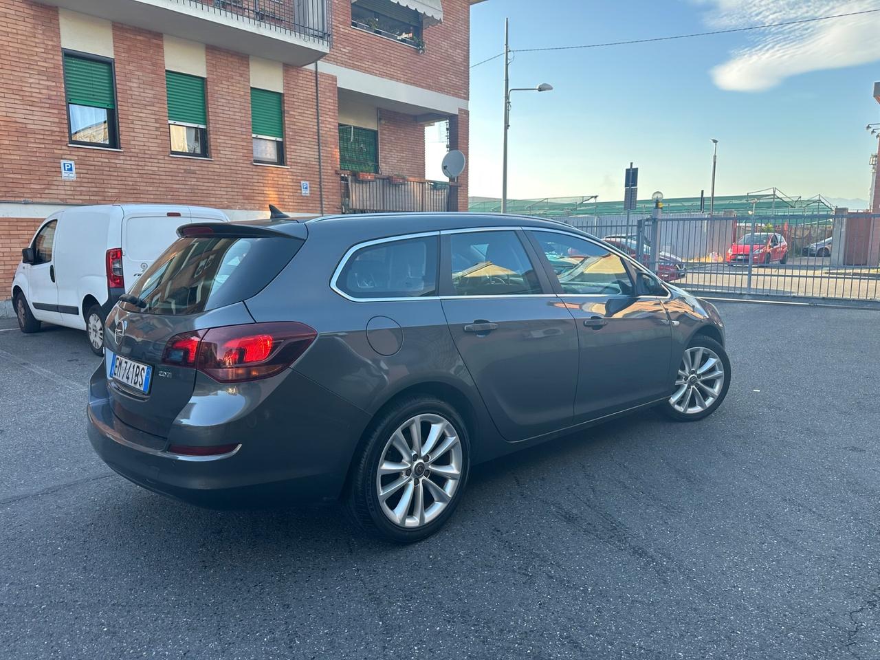 Opel Astra 1.7 CDTI 110CV Sports Tourer Elective