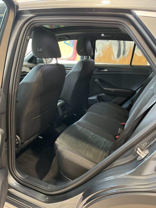 VOLKSWAGEN T-Roc 2.0 TDI SCR 150 CV DSG R-Line