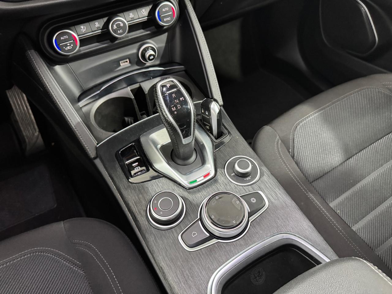 Alfa Romeo Stelvio 2.2 Turbodiesel 190 CV AT8 Q4 Executive