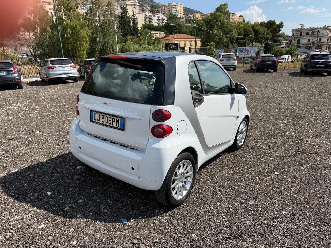 Smart ForTwo 1000 62 kW coupé passion