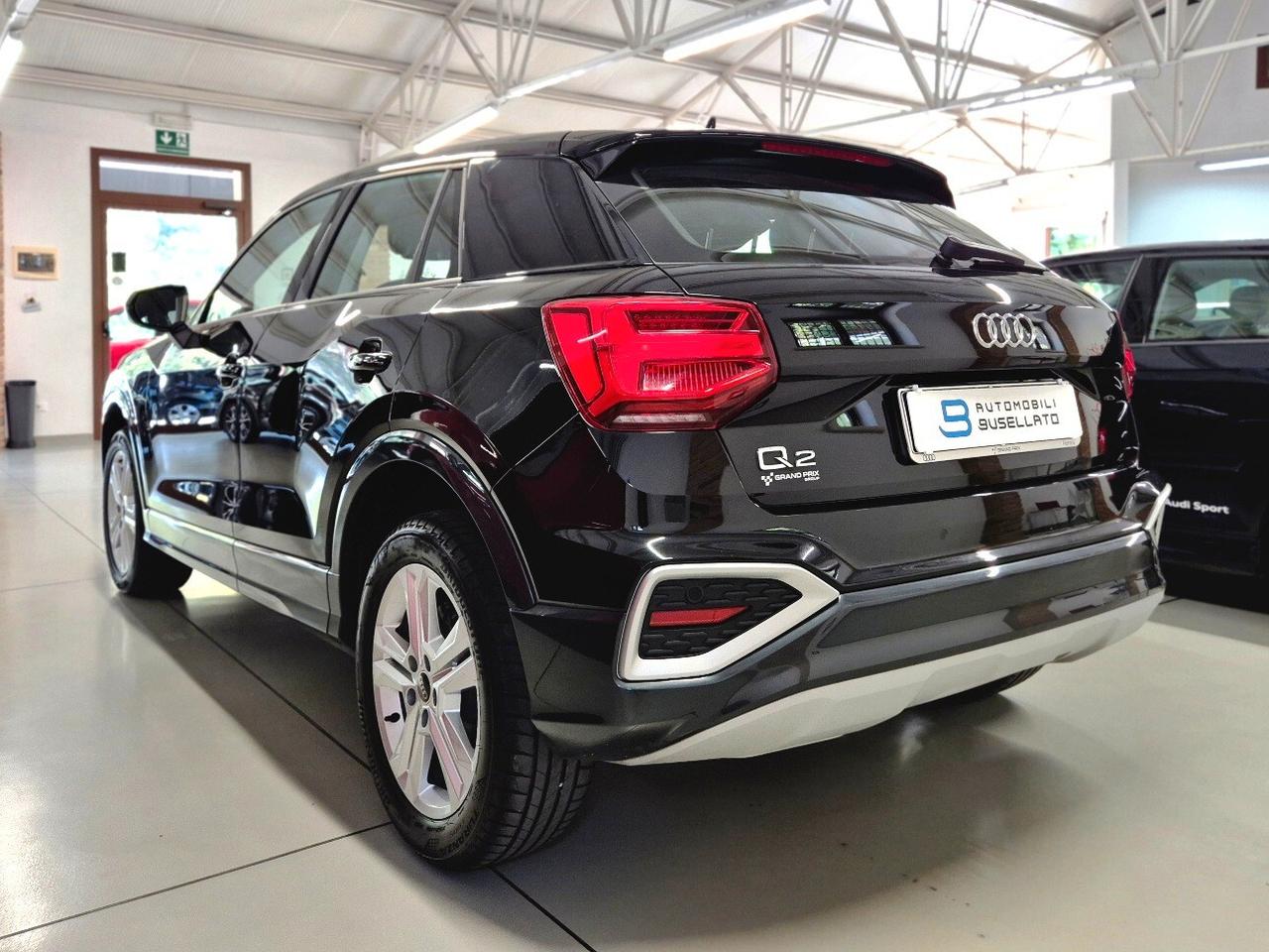 Audi Q2 30 TFSI Business Advanced
