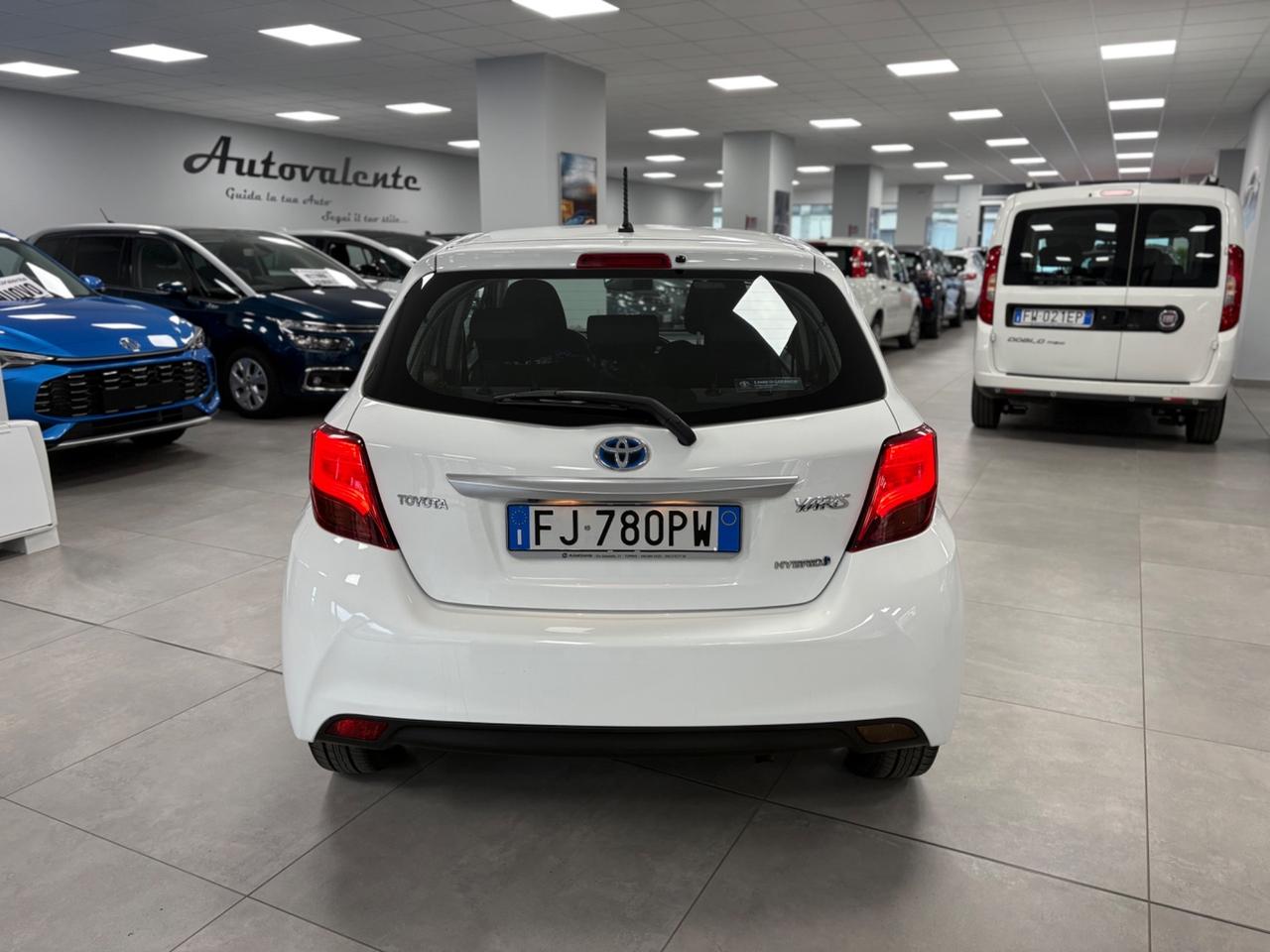 Toyota Yaris Style 1.5 Hybrid 75cv 2017 km 91000