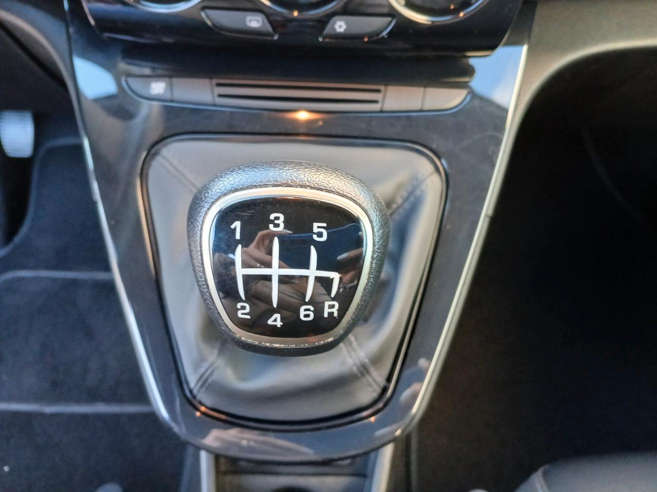 LANCIA YPSILON 1.0 HYBRID GOLD 2023