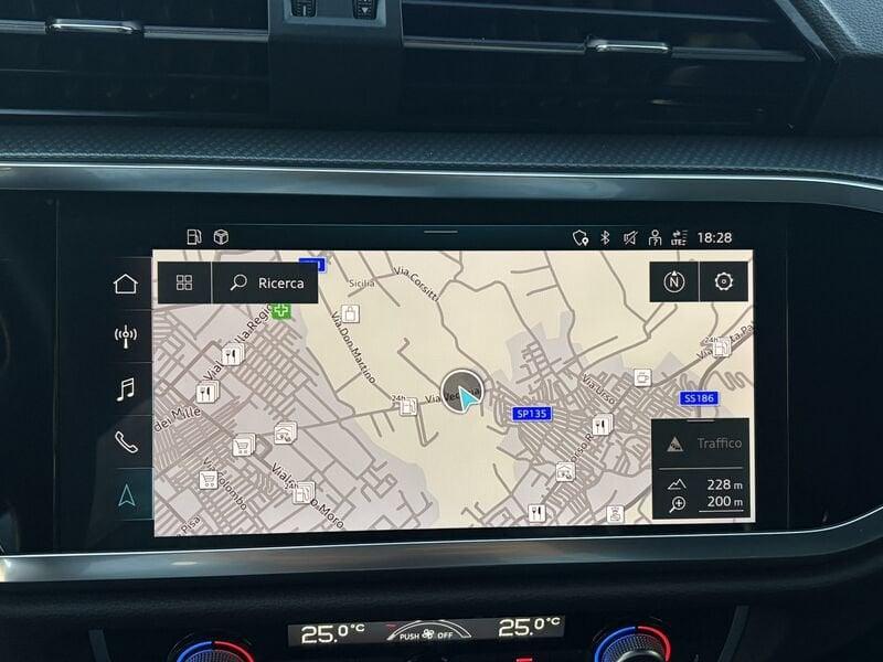 Audi Q3 SPB S line interno ed esterno 2.0 TDI 150CV S-Tronic quattro 35