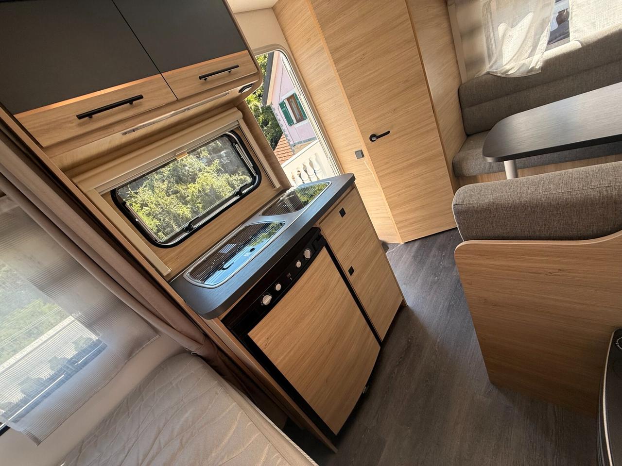 Caravelair ALBA STYLE 390 PACK SHOWER