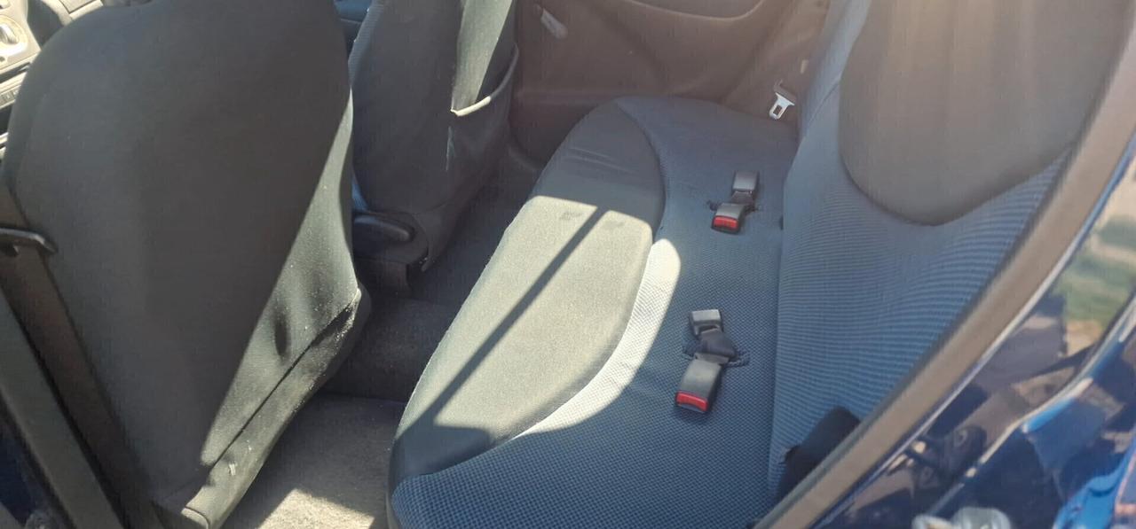Toyota Yaris 1.4 tdi D-4D cat 5 porte Expo Clima