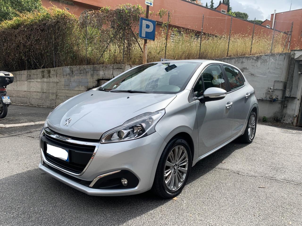 Peugeot 208 Pure-tc 82 2017 UNICO PROPRIETARIO
